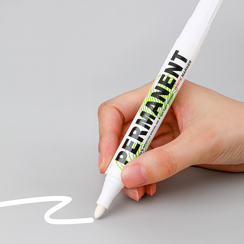  Comfortable to Touch Unhindered smooth Whiteboard Marker
